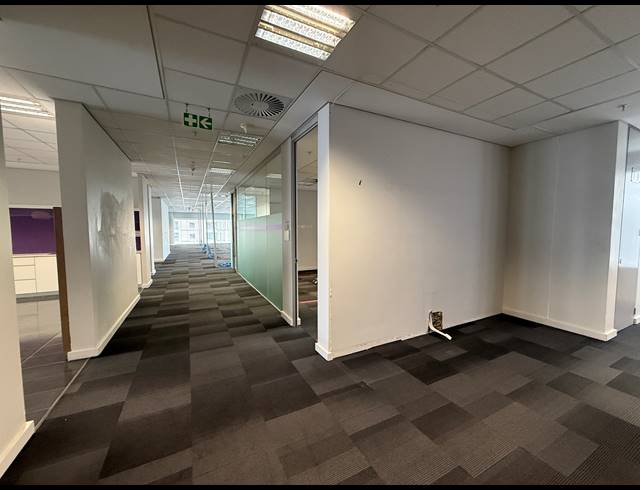 3,160M² OFFICE TO LET IN SANDTON CENTRAL